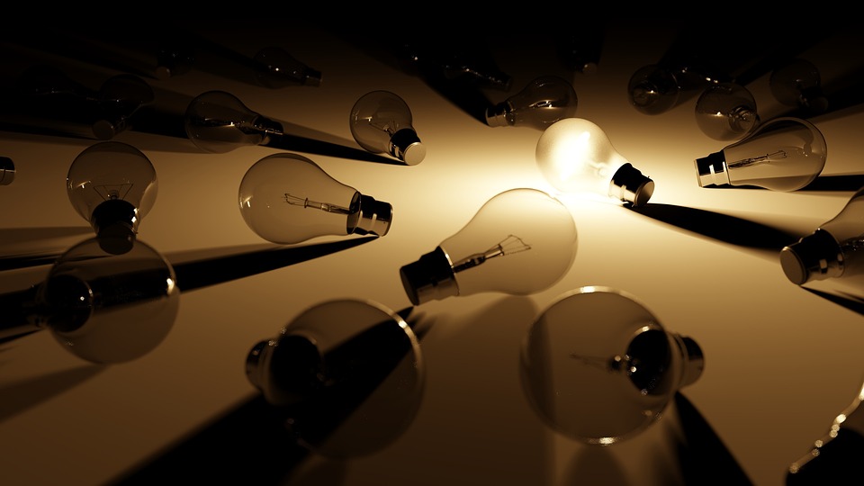 Hourly power outage schedules will be in effect in Ukraine on November 3: details