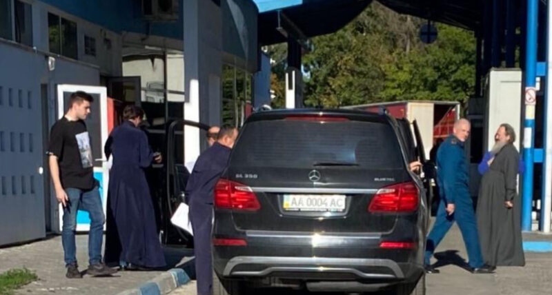 Для отримання вказівок від московського керівництва: у ЗМІ повідомили про причини візиту намісника Києво-Печерської Лаври до Туреччини