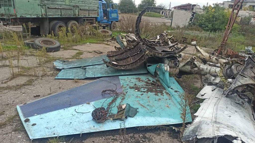 У звільненому Лимані знайшли уламки російського літака