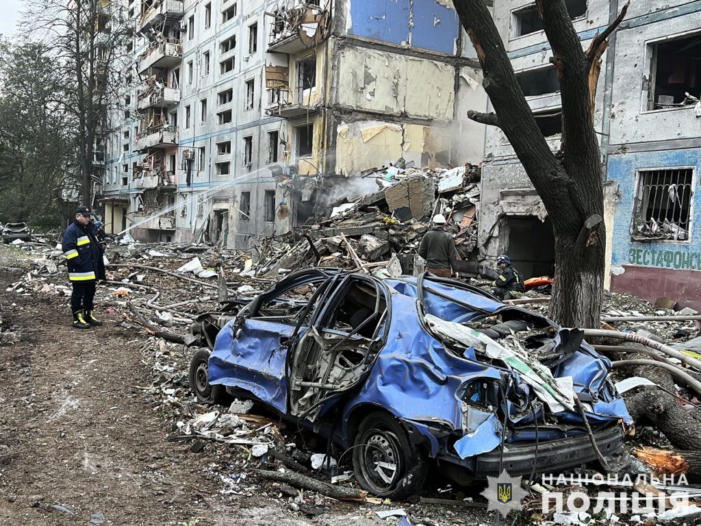 Ракетний удар по Запоріжжю: кількість жертв зросла, серед поранених і загиблих є діти