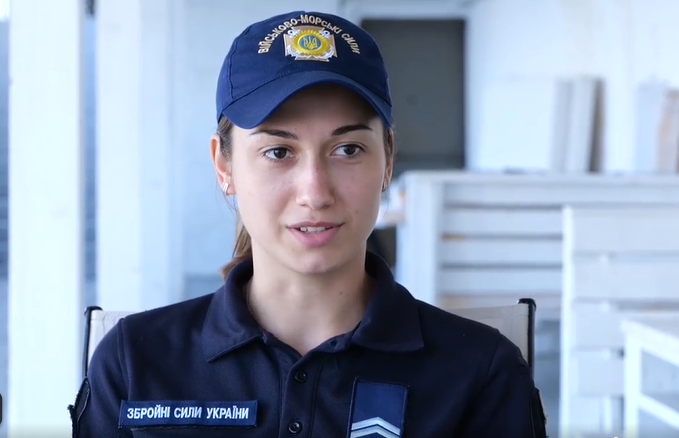 Долаємо не тільки ворога, а й стереотипи: Залужний оприлюднив відео про жінку-зв’язківця у ВМСУ