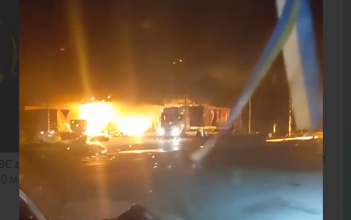 Уламки ракети впали на АЗС у Дніпрі, почалась пожежа: двоє загиблих та троє поранених