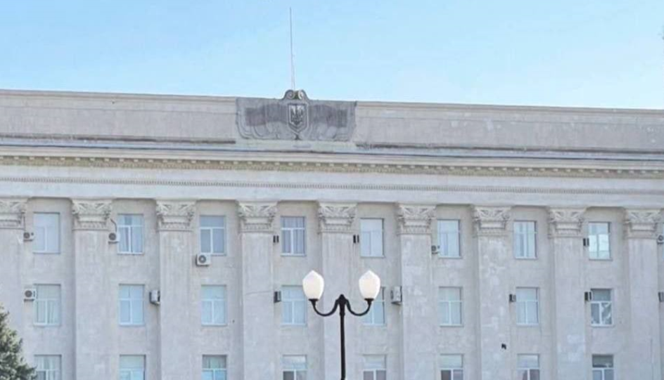 Пустые блокпосты, исчезновение флага РФ и провокации россиян: что происходит в Херсонской области