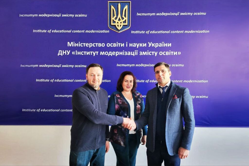 10000 українських школярів у 14 країнах світу навчатимуть навичкам для успішного життя