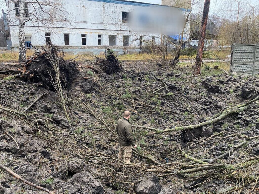 Окупанти масовано обстріляли Авдіївку та ще вісім населених пунктів Донеччини