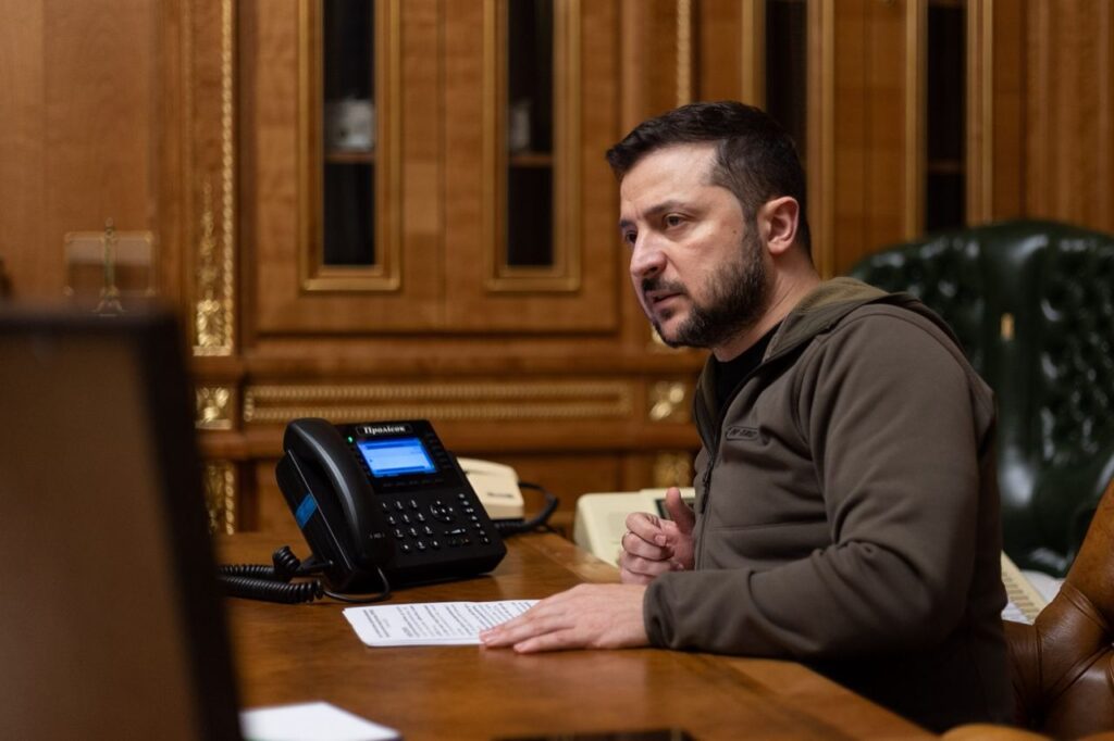 Зеленский и Си провели первые переговоры: Китай отправляет в Украину спецпредставителя для реализации мирного плана