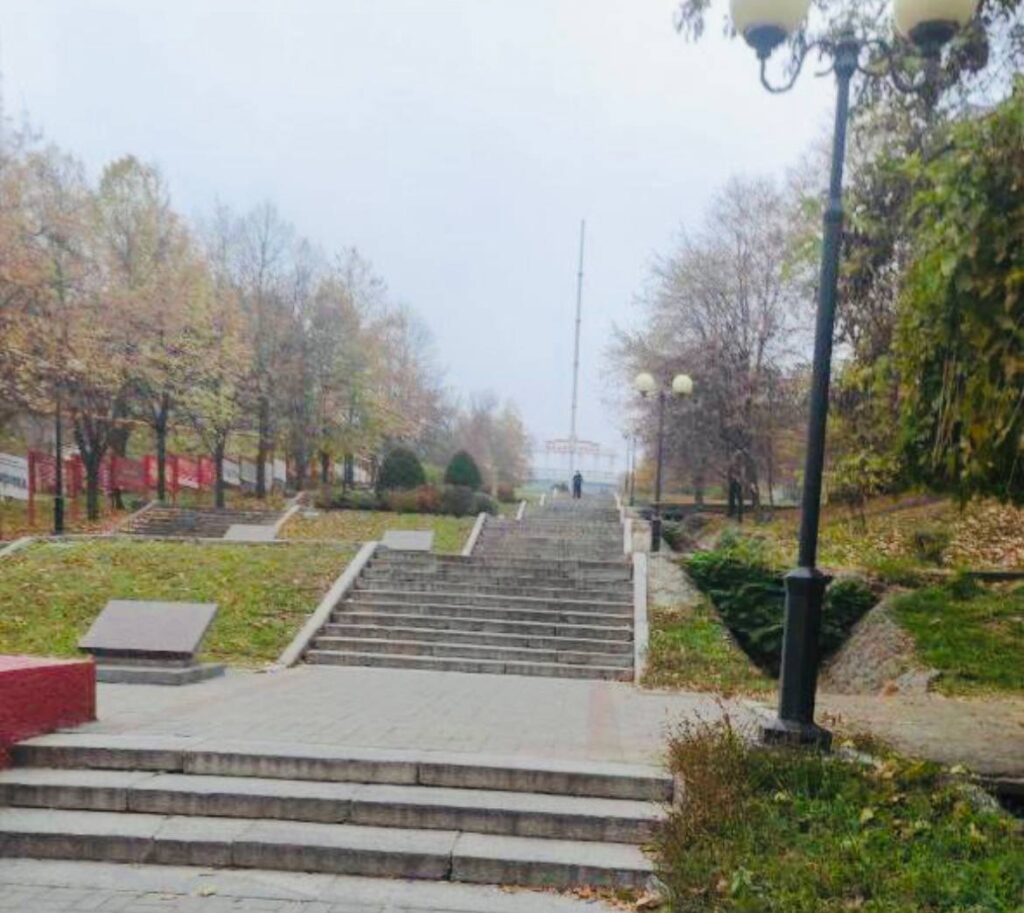 Російські окупанти прагнуть перетворити Мелітополь на логістичний центр та обстрілюють його цивільну інфраструктуру – міський голова