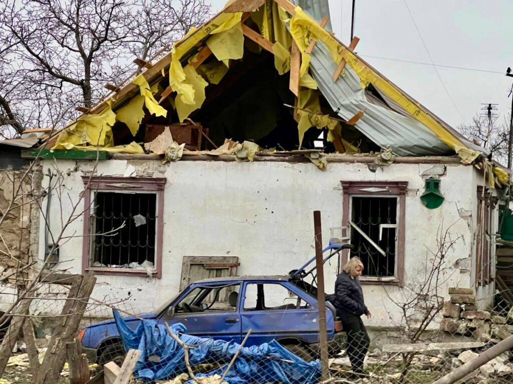 Ракетний удар по Дніпру: вже 13 постраждалих, серед них 17-річний хлопець