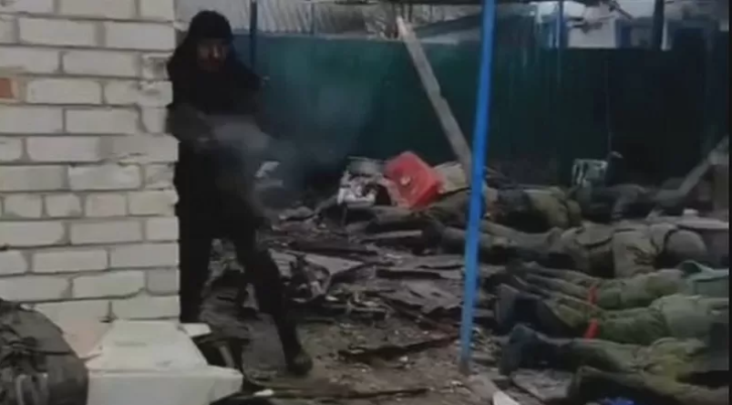 Відео з нібито “розстрілом” російських військовополонених: з’явилась офіційна реакція України