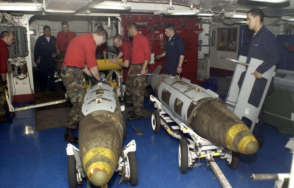 США планируют передать Украине комплекты «умных бомб»: детали