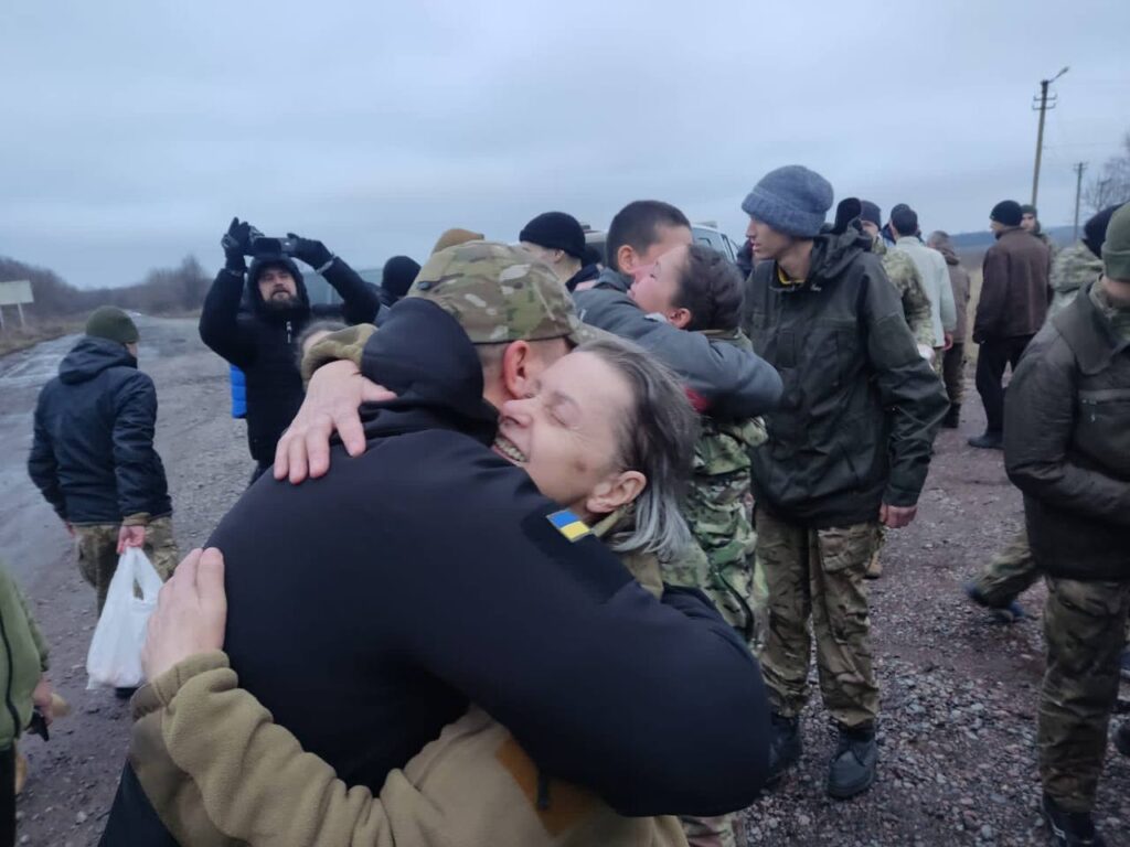 Україна повернула ще 140 своїх військовополонених, серед них – вісім жінок