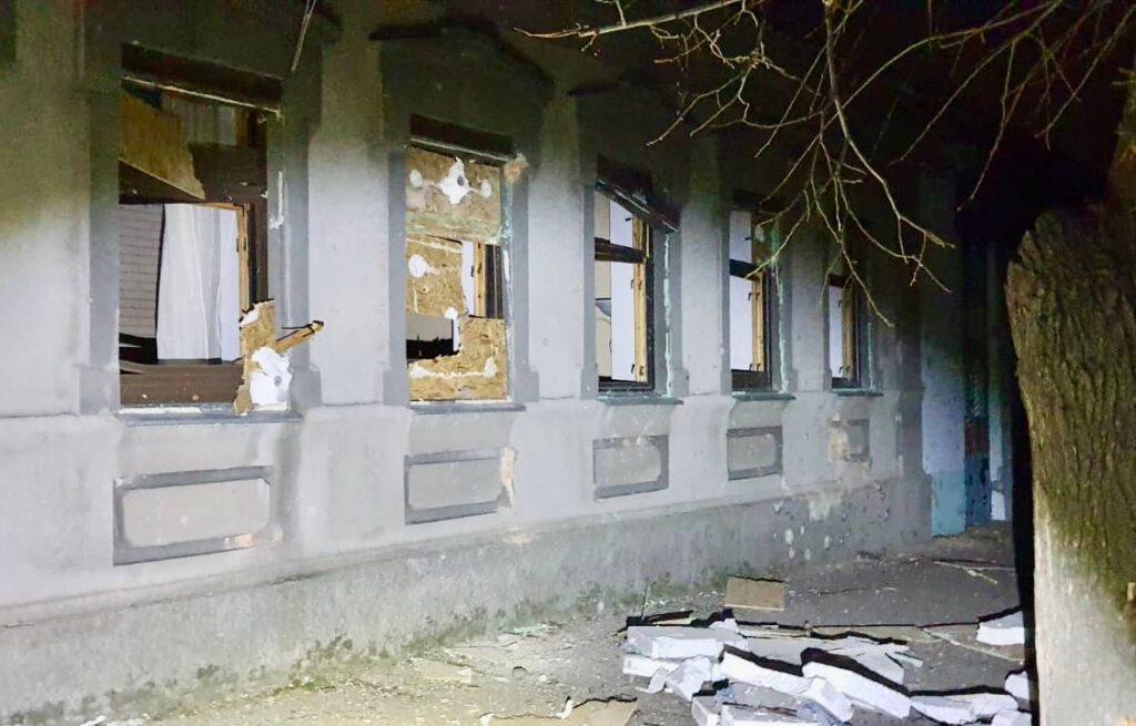 Росіяни знову вдарили по Дніпропетровщині: гатили дронами, артилерією та “Ураганами”