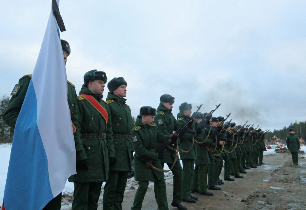 “Мозги прям на деревьях висели”: росіяни скаржаться на величезні втрати на фронті і паніку серед мобілізованих