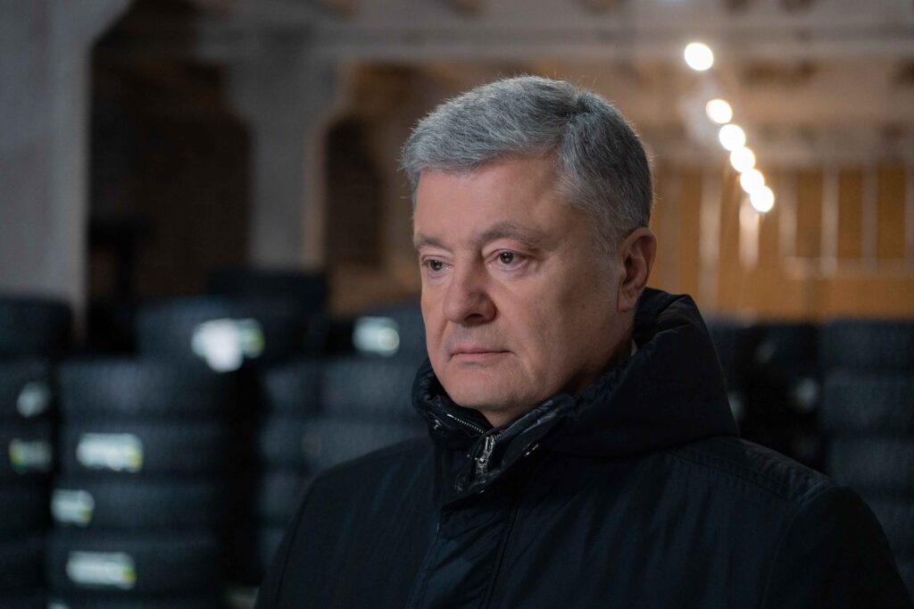 Нам потрібні танки: Порошенко в ефірі CNN звернувся до Шольца