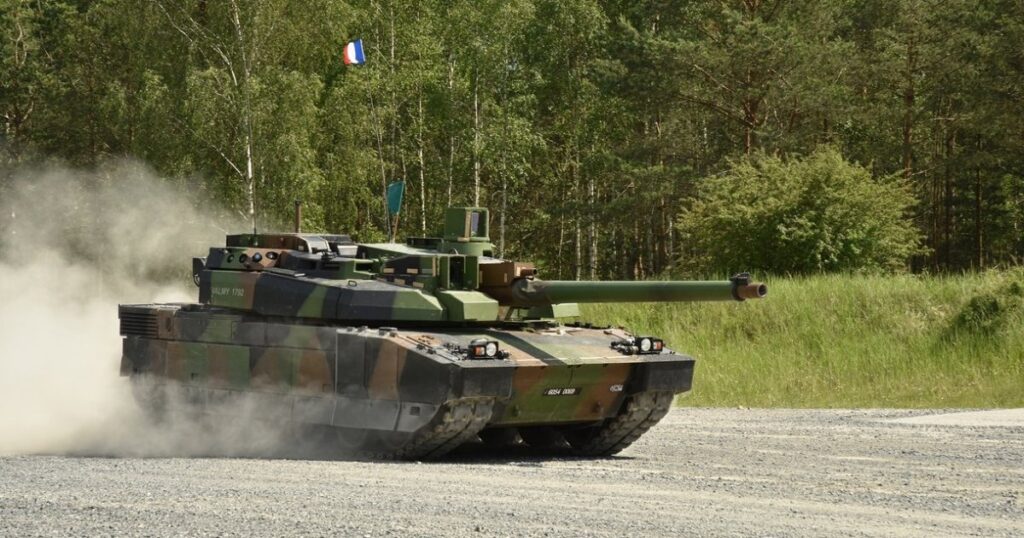 Франція може передати Україні важкі танки Leclerc