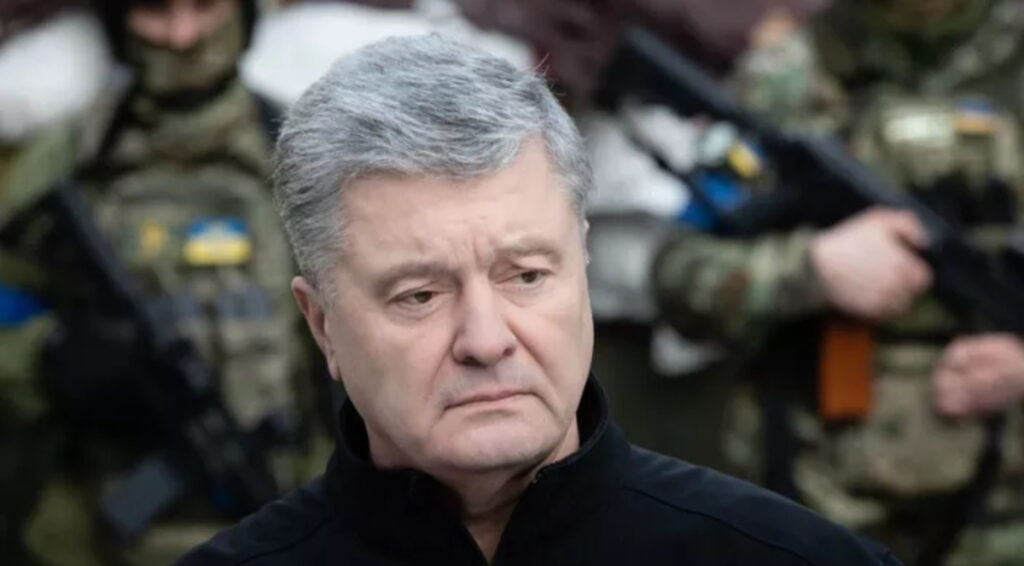 Порошенко у Le Figaro закликав західних партнерів обвалити російський експорт «нижче плінтуса»