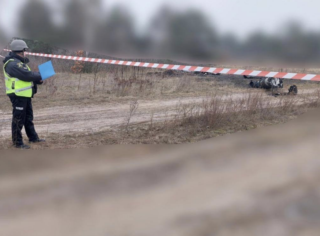 На Київщині російські терористи влучили в енергетичний об’єкт