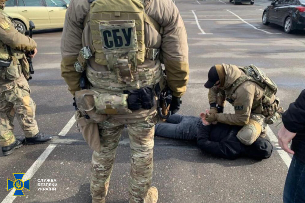 Збирав інформацію про місце розташування ППО та критичної інфраструктури: СБУ затримала агента ФСБ в Одесі