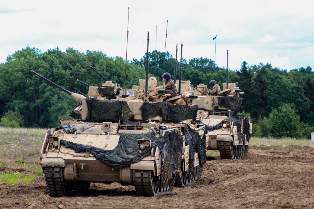 США планують передати Україні додаткові Abrams і Bradley – прем’єр Польщі