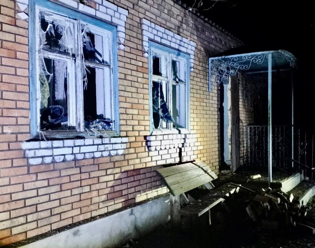 Росіяни з важкої артилерії обстріляли дві громади Дніпропетровщини