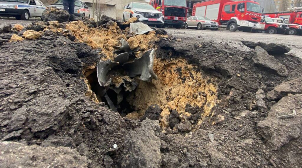 Оккупанты обстреляли пожарную часть в Херсоне, есть погибшие и раненые