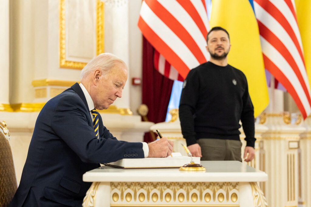 В Офісі президента анонсували зустріч Зеленського з Байденом “у найближчі дні”