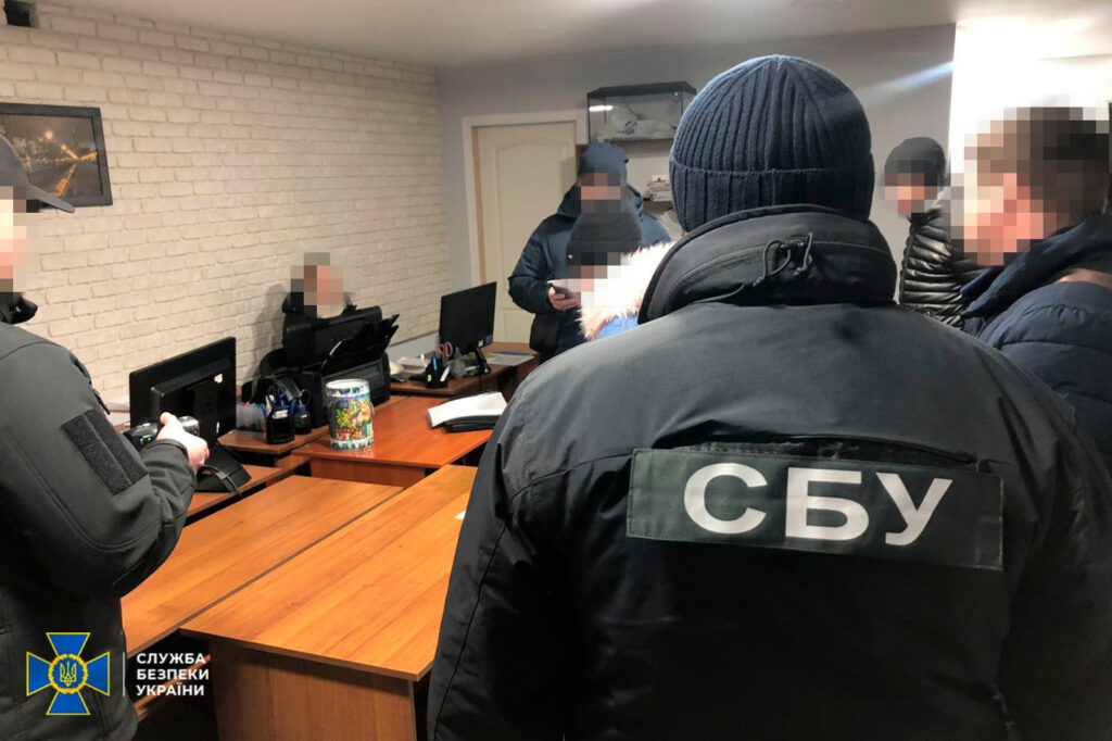 Керівництво Сумської ОВА викрили на розкраданні коштів, призначених на відбудову інфраструктури