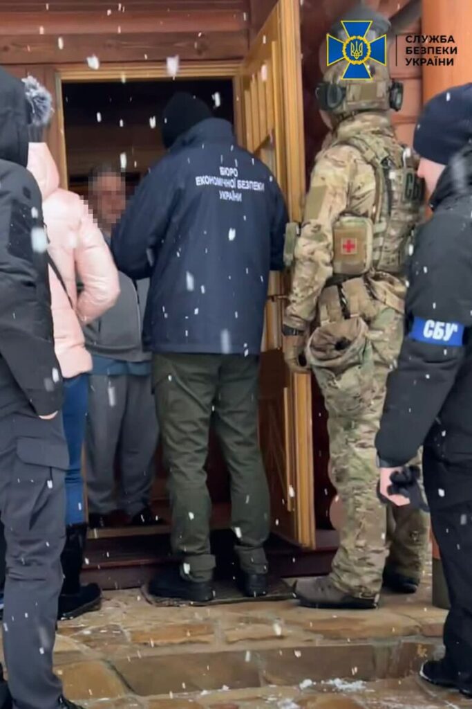 Привласнили 40 мільярдів гривень: СБУ викрила масштабні схеми керівництва “Укрнафти” і “Укртатнафти”