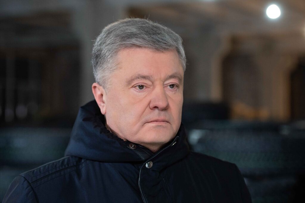 Порошенко закликає союзників прискорити передачу військової техніки у ЗСУ