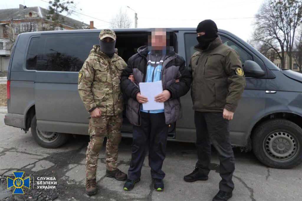 На Харківщині СБУ затримала депутата райради, який наказав переобладнати лікарні під госпіталі для окупантів