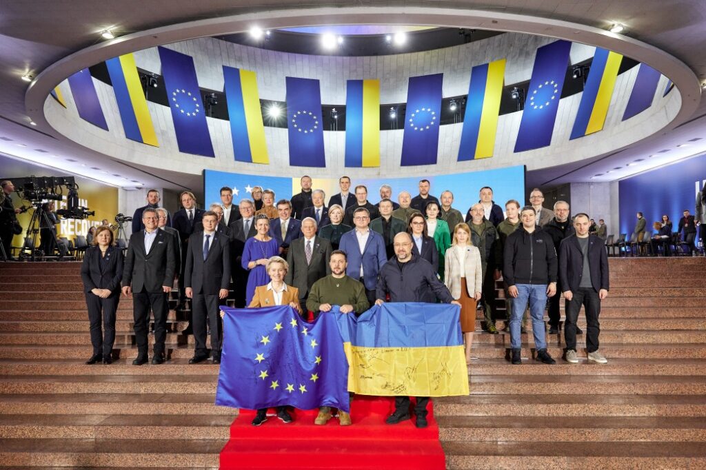 Євросоюз готує десятий пакет санкцій проти РФ на 10 мільярдів євро: в чому особливість технологічних обмежень