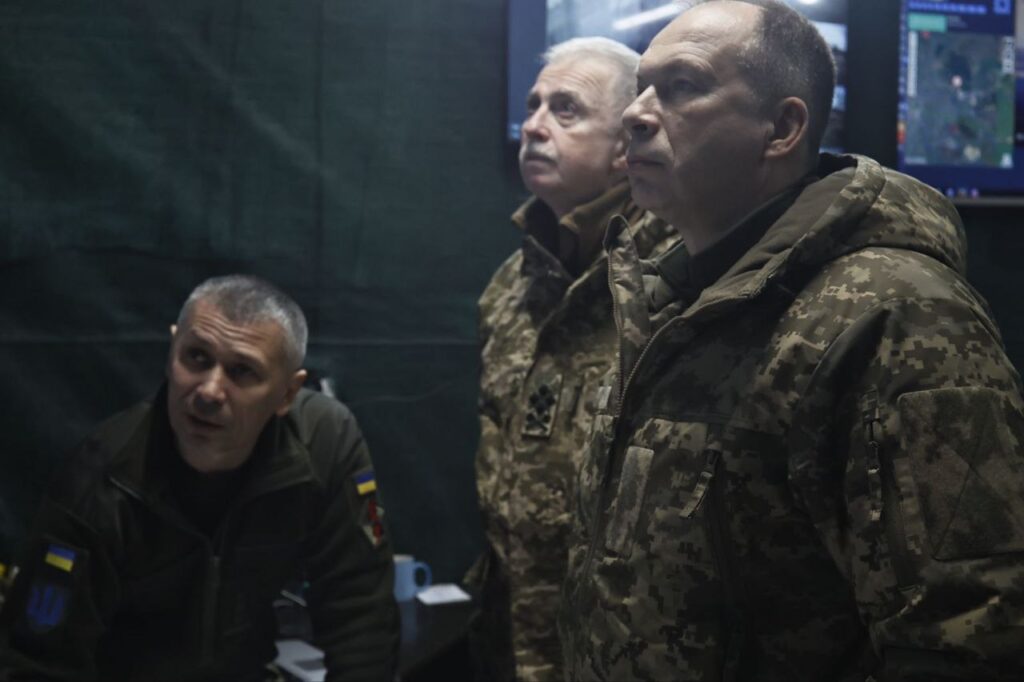 Командувач Сухопутних сил ЗСУ Сирський відвідав Бахмут