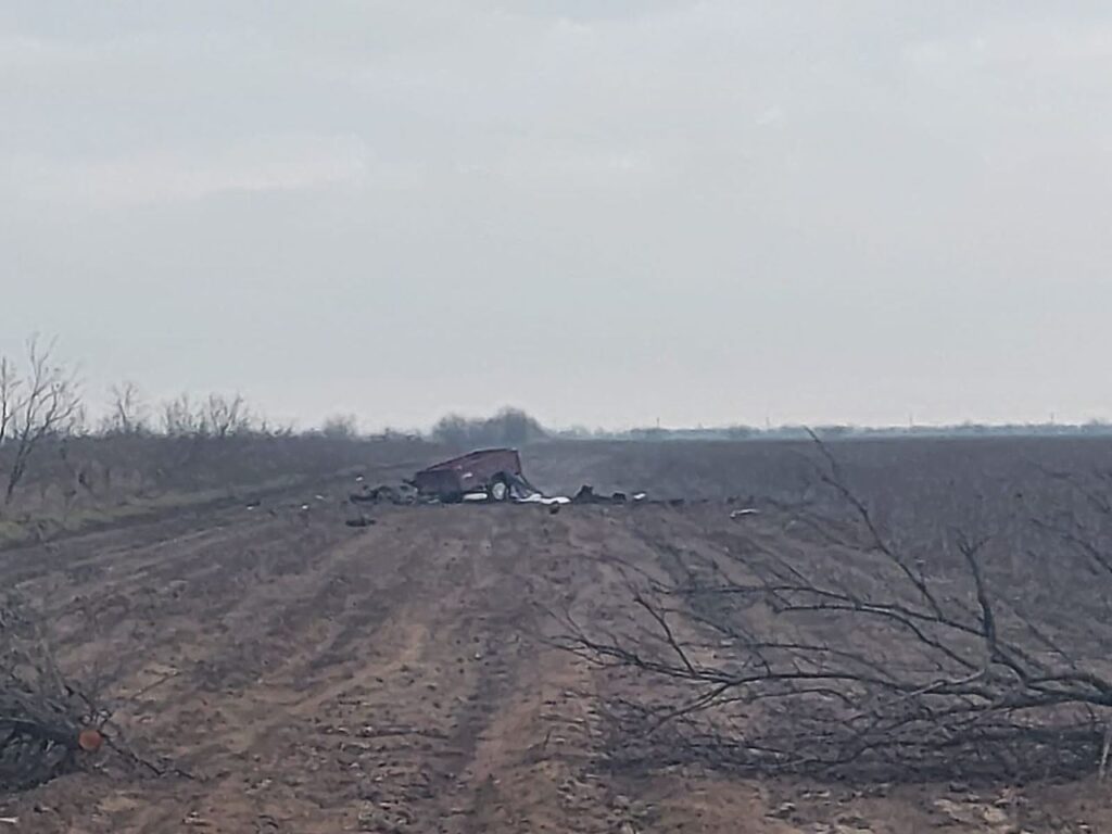 На Херсонщині цивільне авто підірвалось на російській міні: є загиблі