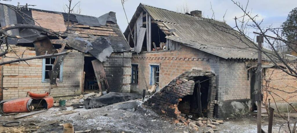 Росіяни атакували три громади на Дніпропетровщині: є постраждалі