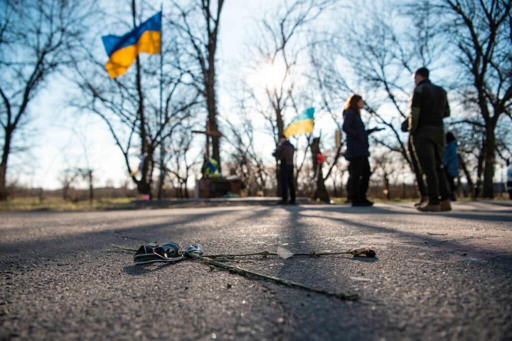 Порошенко в Бузковому парку: ми нікому не дозволимо принижувати оборонців Херсону і активістів, які пережили окупацію