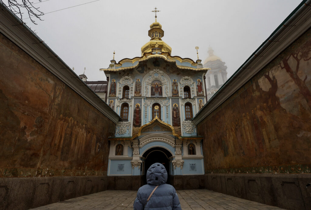 Понад 60% українців вважають, що потрібно заборонити діяльність УПЦ МП в Україні – опитування КМІС