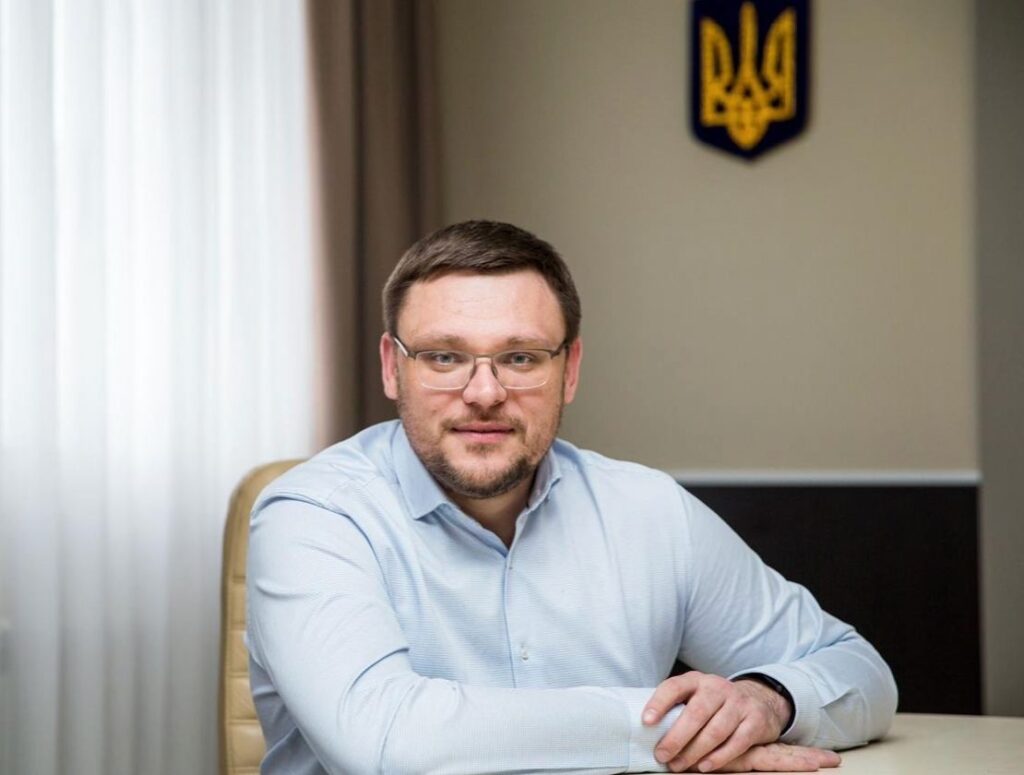 Кабмін призначив нового директора НАБУ: що про нього відомо