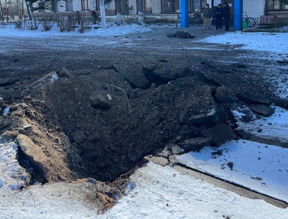 Войска РФ обстреляли поселок в Сумской области: погиб человек, четверо ранены