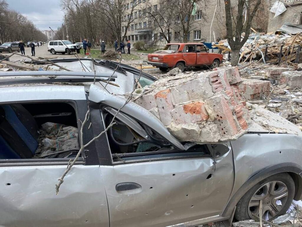 Росіяни обстріляли Слов’янськ та Дружківку на Донеччині: багато поранених, зруйнований дитячий будинок