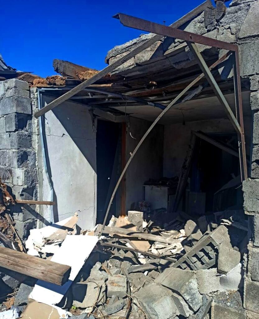 Окупанти обстріляли Херсон, є пошкодження та постраждалий