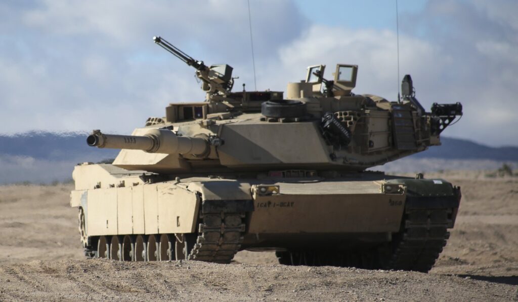Австралія “списала” останні танки Abrams: чи отримає їх Україна