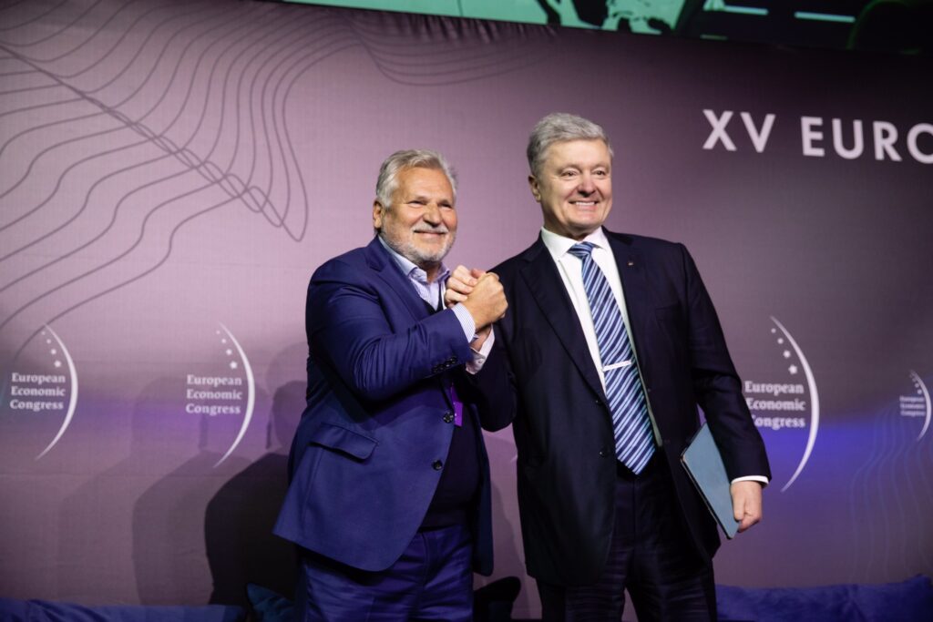 Порошенко і Квасневський у Польщі застерегли від заморожування війни в Україні: треба зробити все для перемоги над путіним