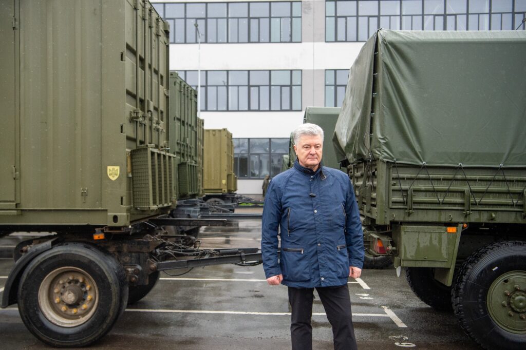 Фонд Порошенка витратив на допомогу ЗСУ майже 4 мільярди гривень