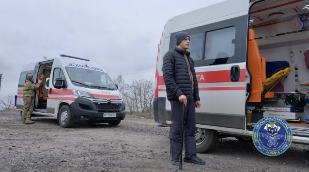 Україна повернула з російського полону 12 осіб