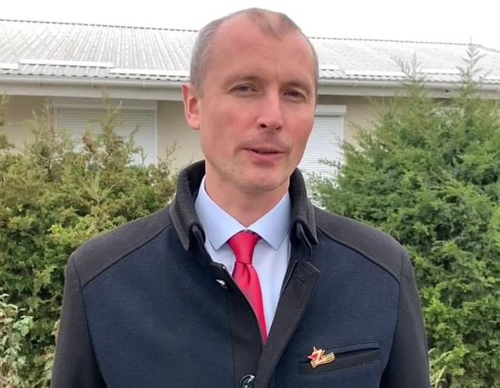 У Мелітополі вибухнула автівка: місцевий колаборант отримав важкі поранення