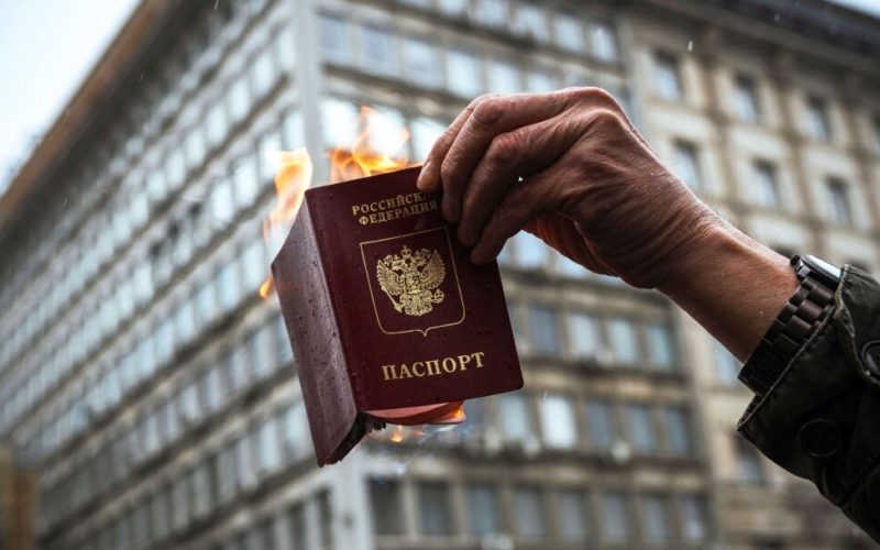 Good Russians Only: EU Finally Updates Its Fairy Tale Visa Policy