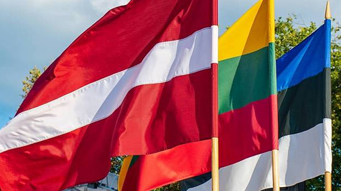 Країни Балтії засудили заяву посла Китаю у Франції про Крим