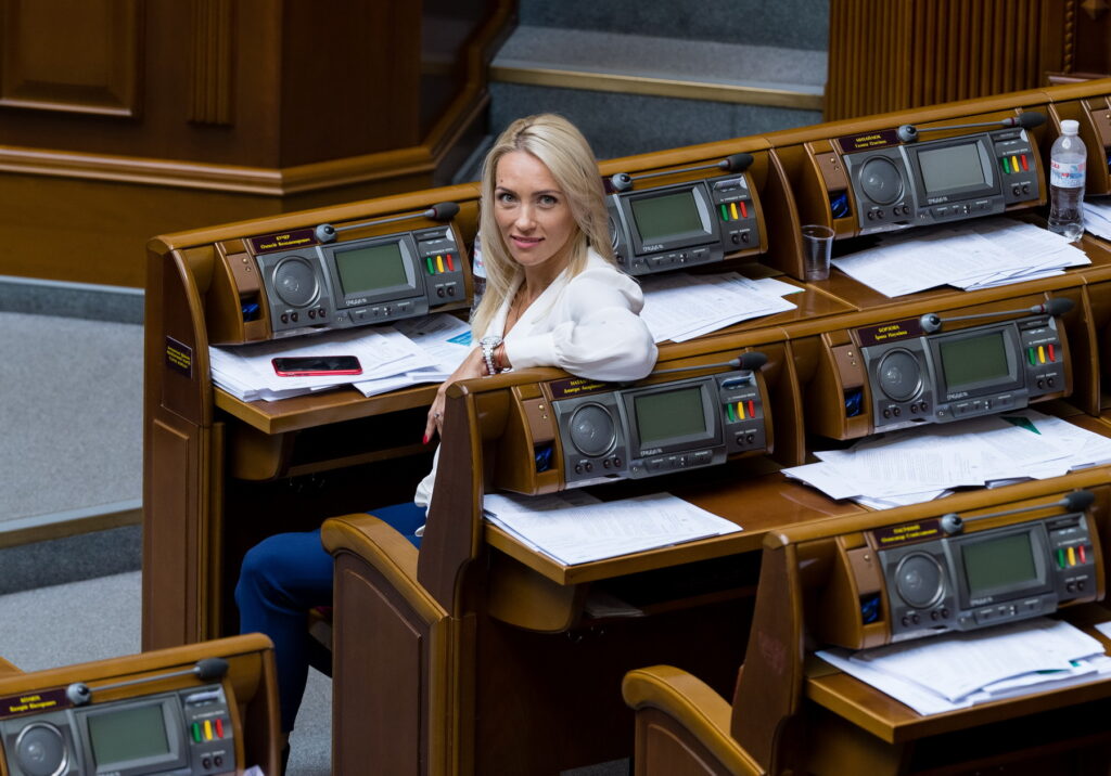 НАБУ і САП повідомили про підозру народній депутатці від “Слуги народу”: деталі справи