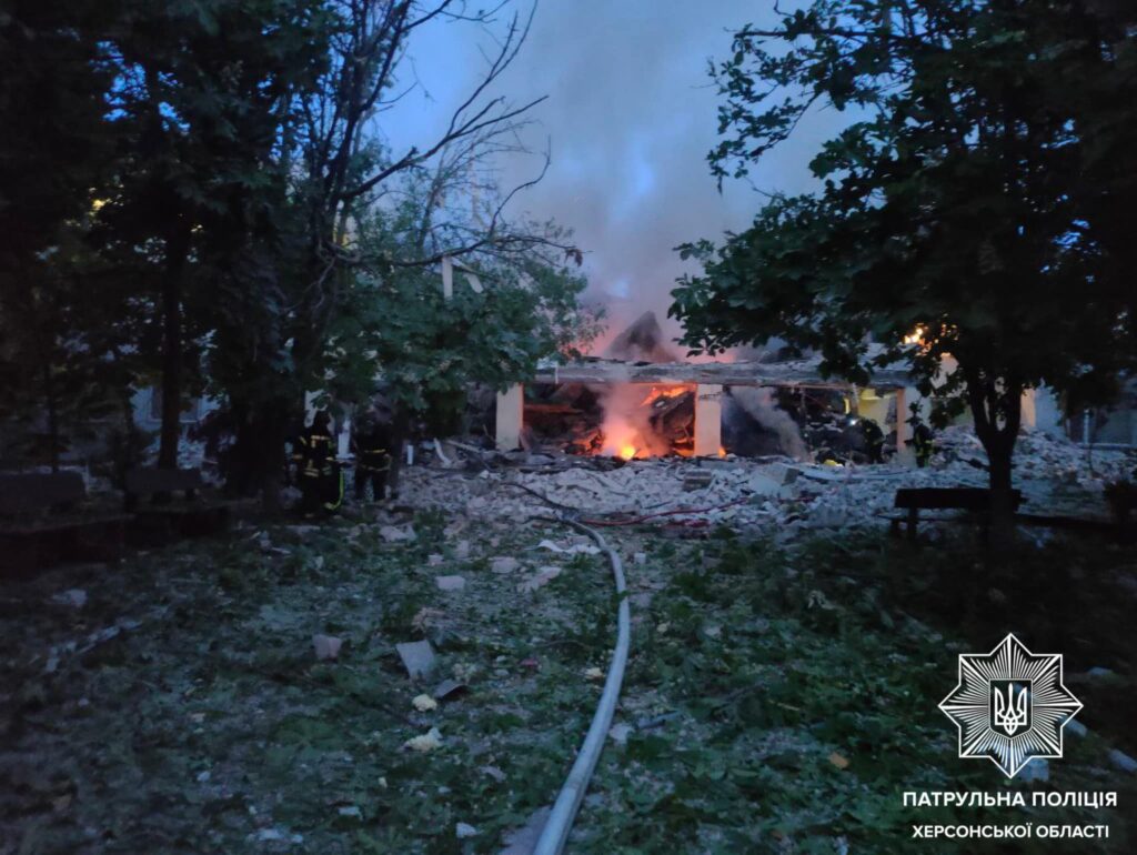 Росіяни атакували Херсон дроном: під удар потрапив освітній заклад