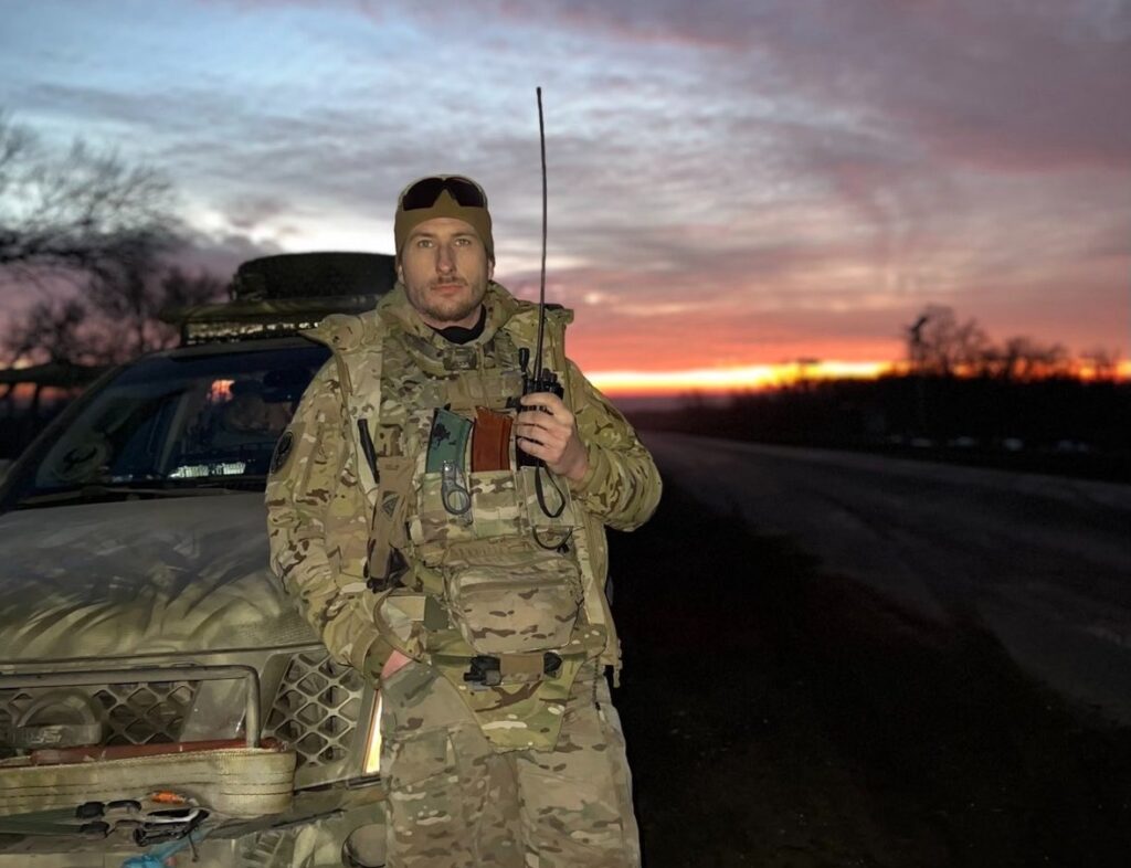 Від отриманих поранень помер чеський волонтер: він рятував бійців на сході України